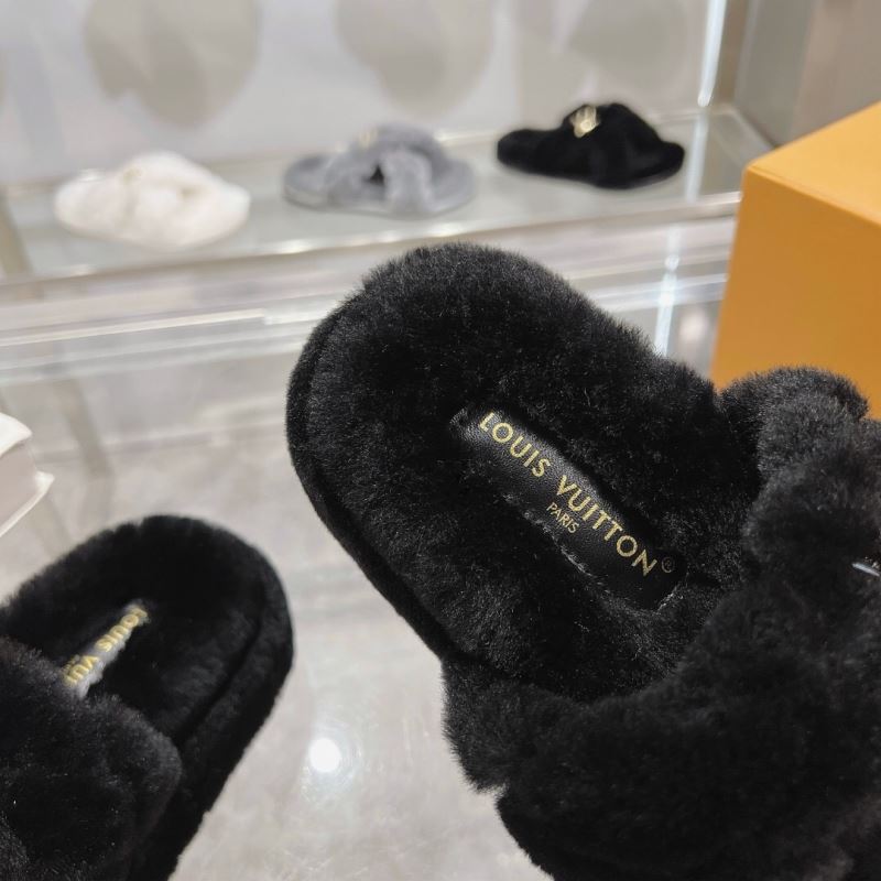 Louis Vuitton Slippers